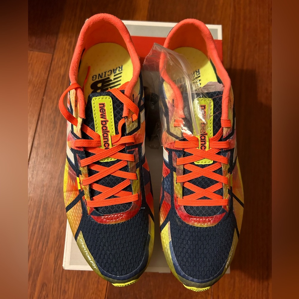 BRAND NEW Womens New Balance Track Shoes Size 9.5!